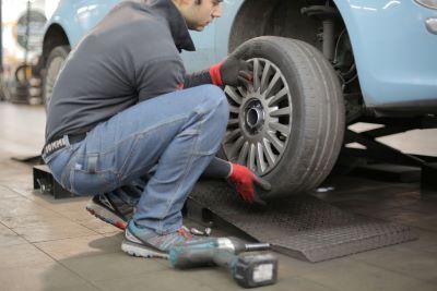 Product defects, such as faulty tires, can also be at fault and we can help